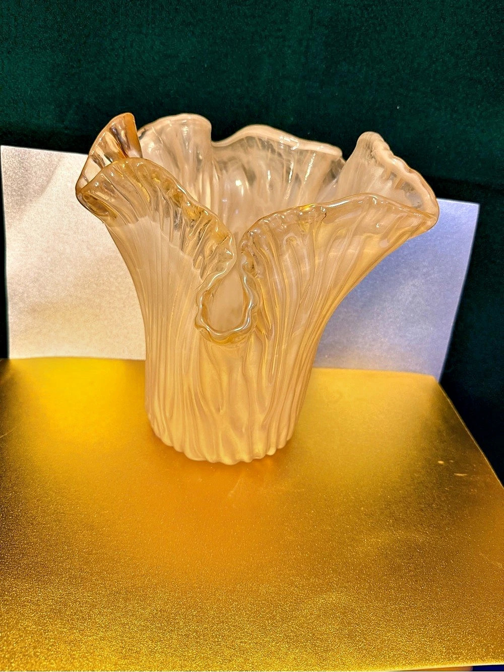 Lavorazione Arte Murano Italian Art Glass Vase Opalescent Ruffled 8” Heavy